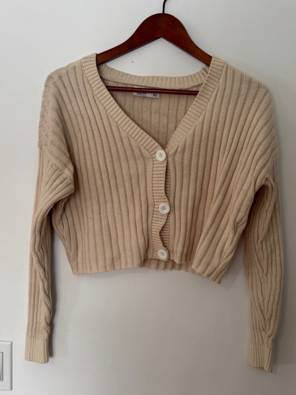 Hollister Beige Cropped Button Cardigan | Ribbed Knit | Size M